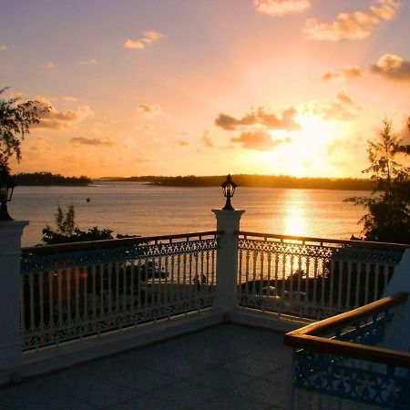 Villa Bella Charming Beachfront Guesthouse 蓝海湾 外观 照片