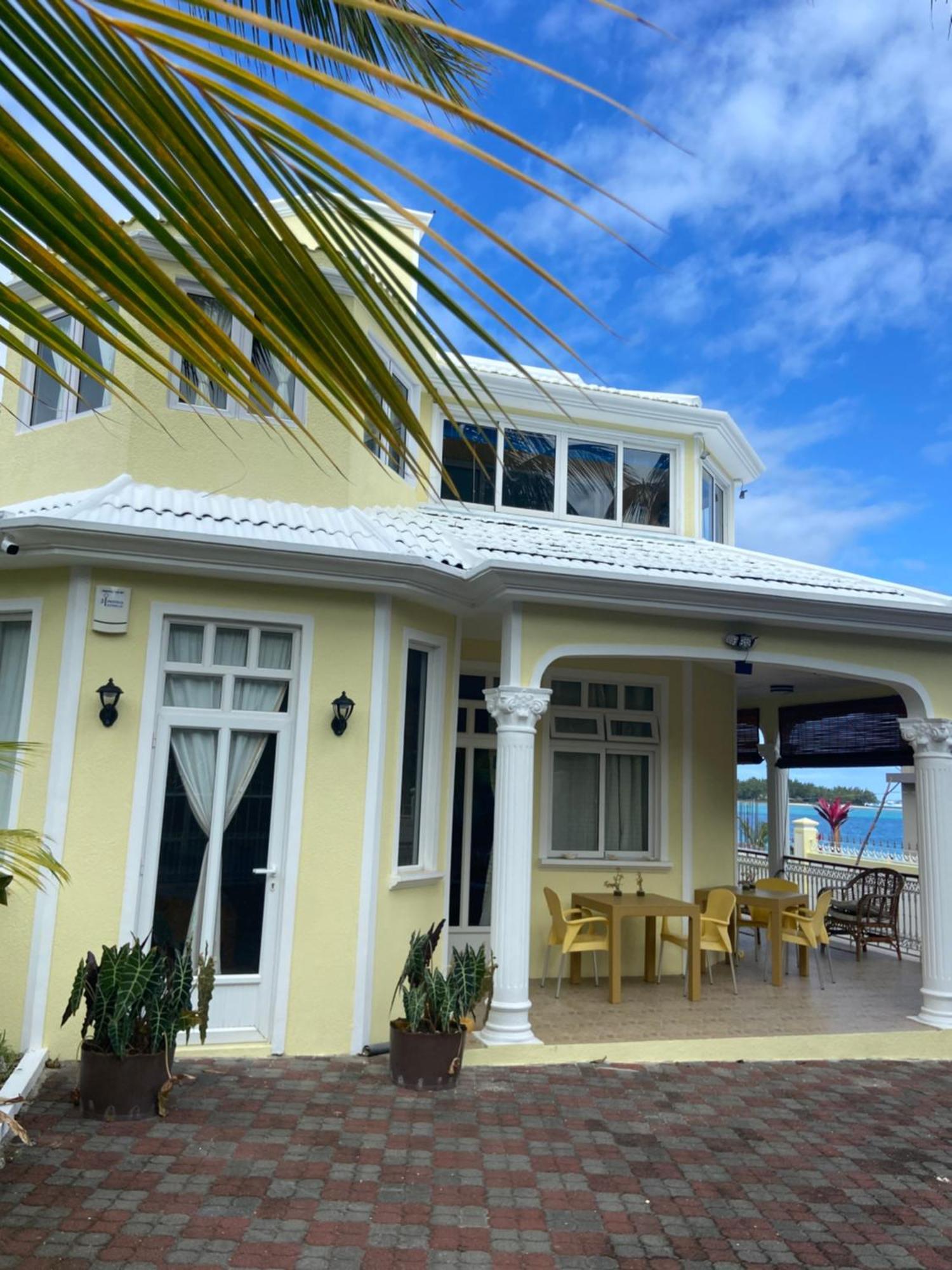 Villa Bella Charming Beachfront Guesthouse 蓝海湾 外观 照片