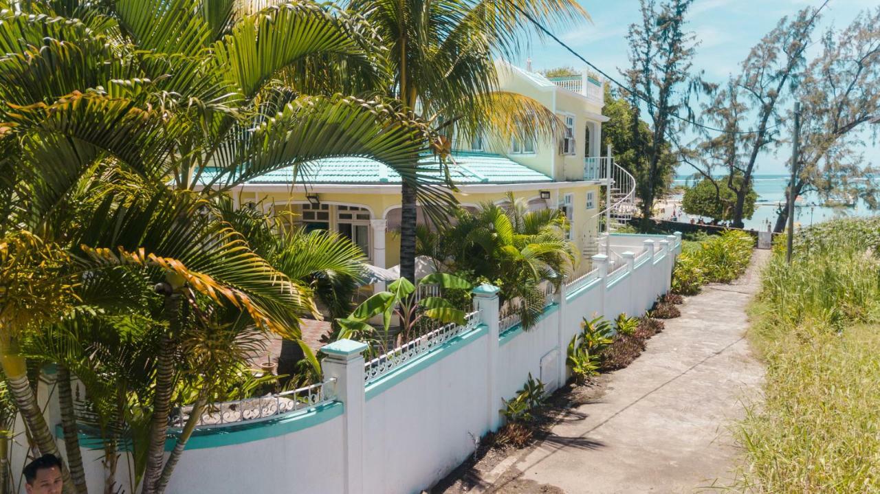 Villa Bella Charming Beachfront Guesthouse 蓝海湾 外观 照片
