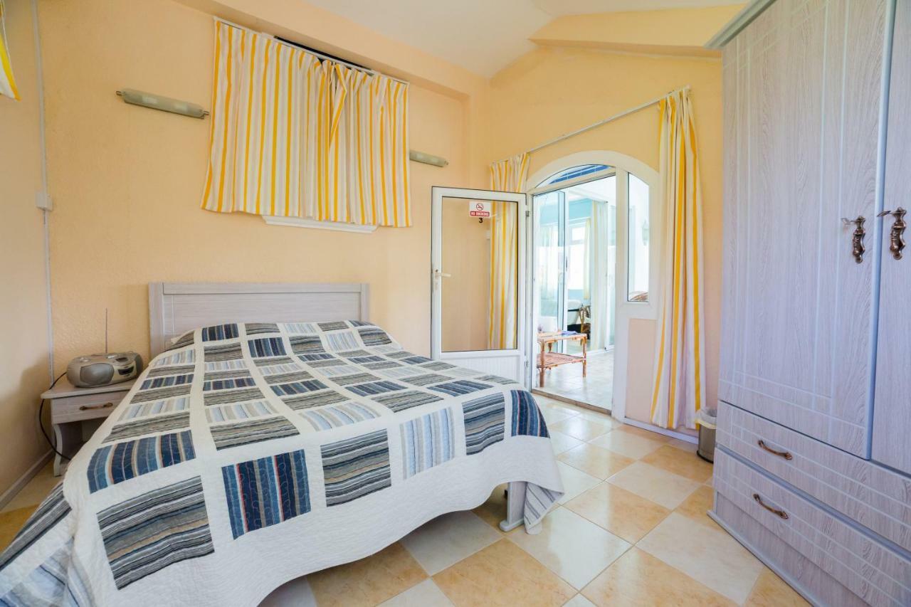 Villa Bella Charming Beachfront Guesthouse 蓝海湾 外观 照片